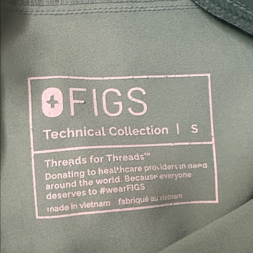 Figs Scrubs in Jade Green - Picture 3 of 3